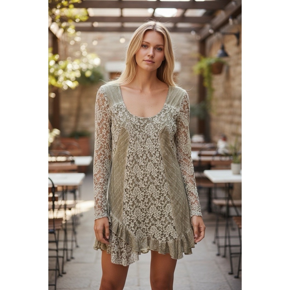 Fleur de Lis Women Size Small